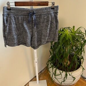 90 Degree by Reflex | Comfy Shorts M